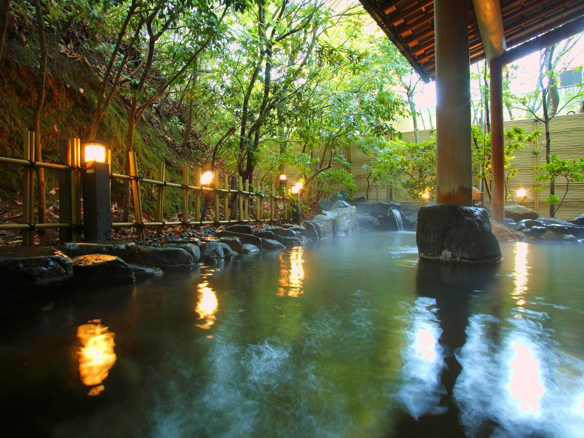 Hotel Yamashiro Onsen Midori No Yado Bansyoukaku Kaga  Zewnętrze zdjęcie