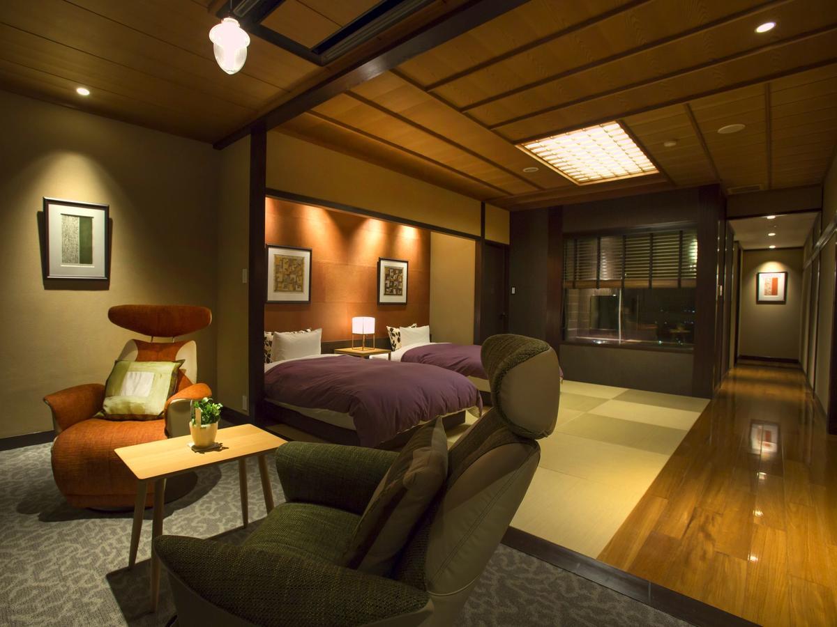 Hotel Yamashiro Onsen Midori No Yado Bansyoukaku Kaga  Zewnętrze zdjęcie