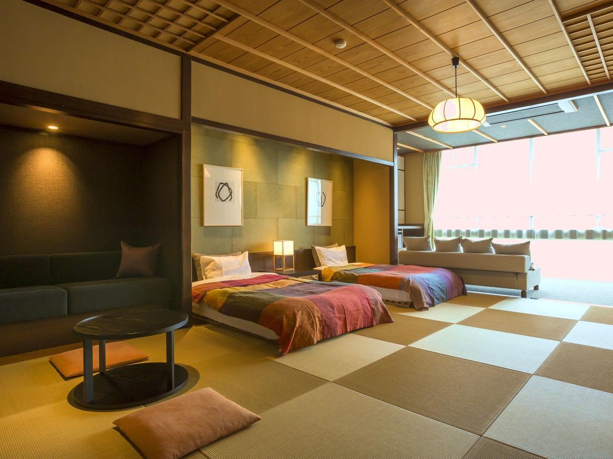 Hotel Yamashiro Onsen Midori No Yado Bansyoukaku Kaga  Zewnętrze zdjęcie